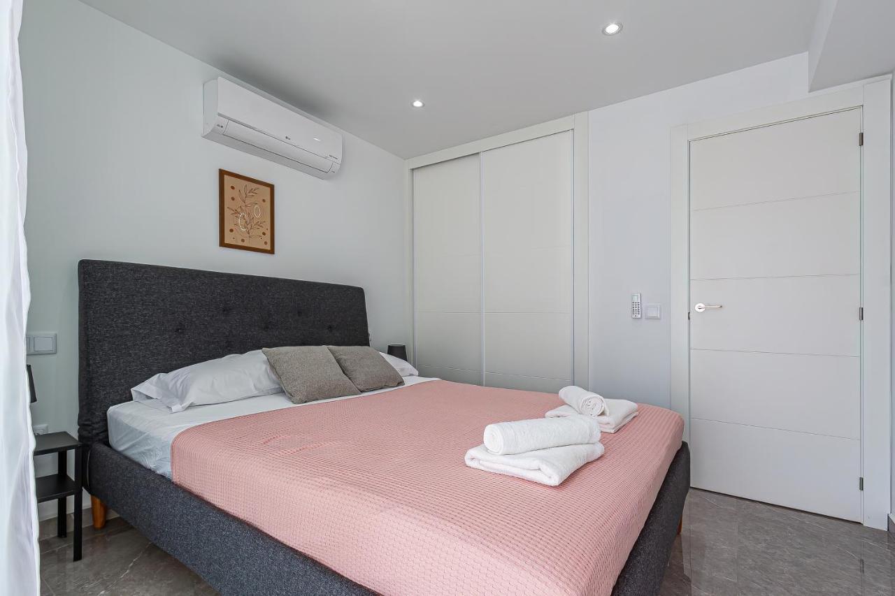 Virginia Levante Beach Apartments ベニドルム エクステリア 写真